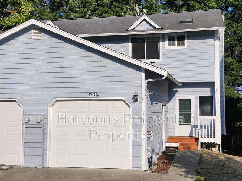 Primary Photo - 13132 Lakeridge Cir NW