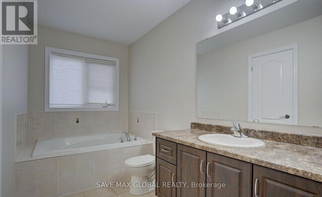 Building Photo - 62 Ebury Dr