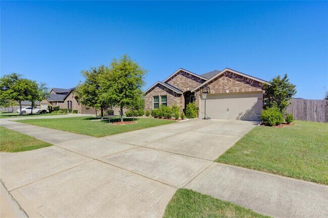 Foto del edificio - 9011 Hemlock Dr