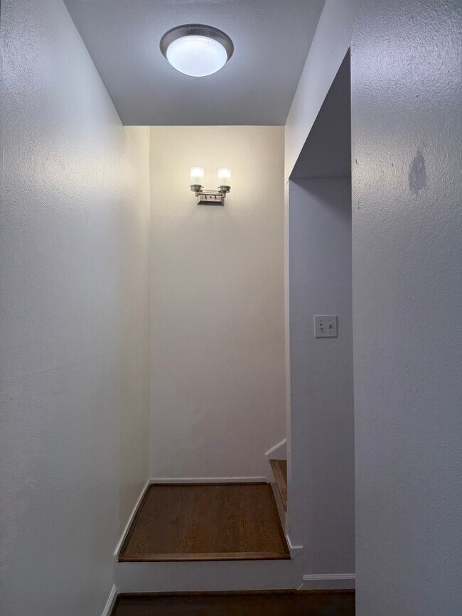 Foto del edificio - 12925 Trail Hollow Dr