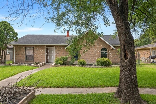 Building Photo - 14126 Meyersville Dr