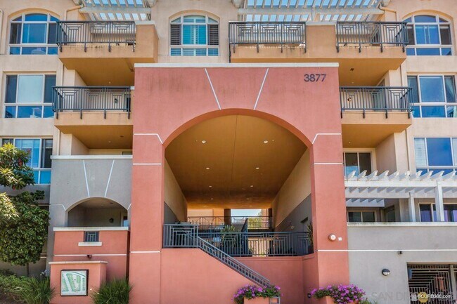 Building Photo - 3877 Pell Pl