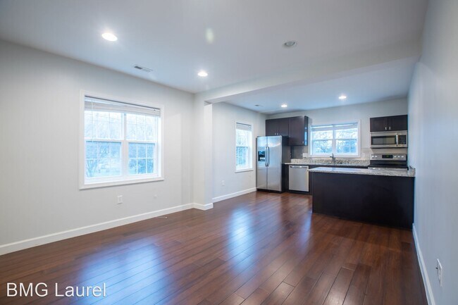 Foto del edificio - 2 br, 2 bath House - 4710 New Hampshire Av...