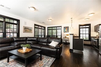 Building Photo - 1300 DeKalb Ave NE