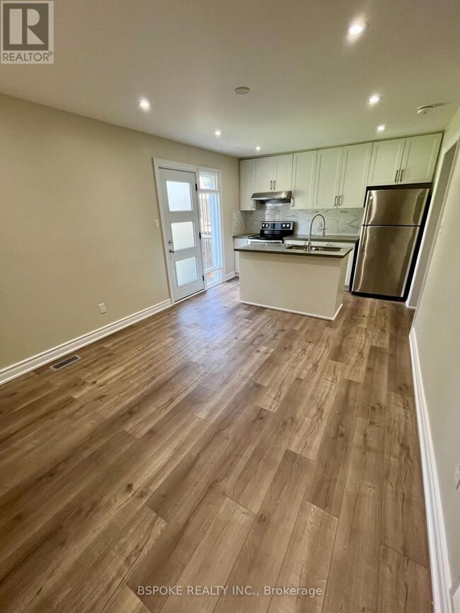 Building Photo - 36 Spry Ave