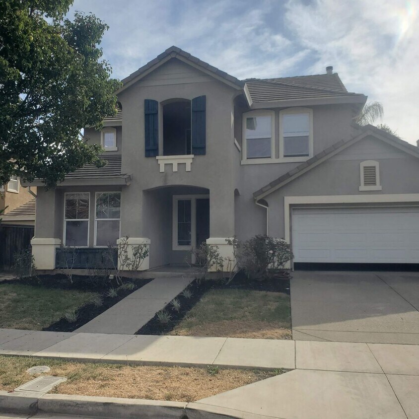 Beautiful Garin Ranch 4/2.5 Great House, House Rental in