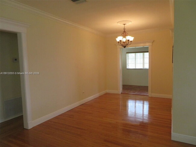 Building Photo - 436 Lark Ave