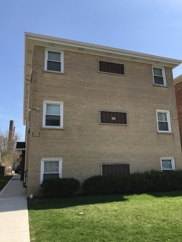 Primary Photo - 420 Marengo Ave