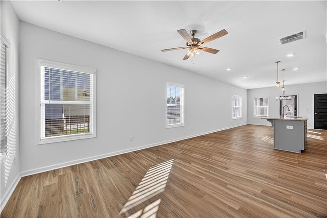 Building Photo - 4291 Brookhaven Dr SE