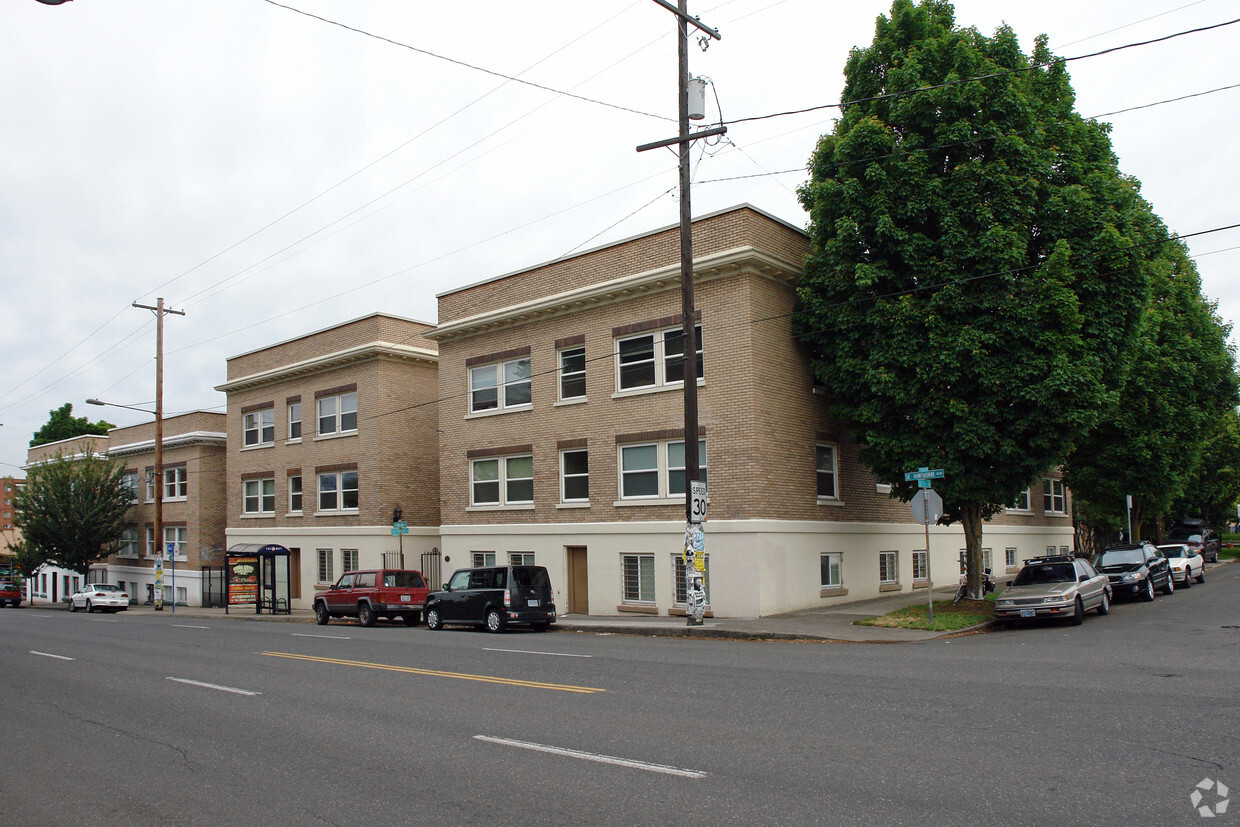 Foto del edificio - Morlee Court Apartments