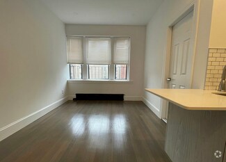 Building Photo - 11 Queensberry St