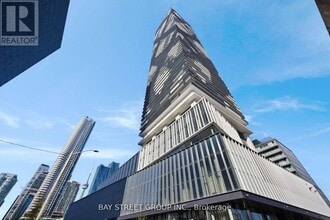 Building Photo - 138 Downes St