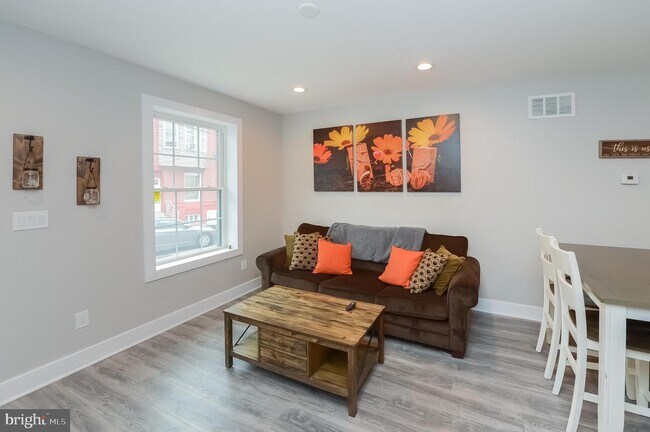 Foto del edificio - 1734 S Ringgold St
