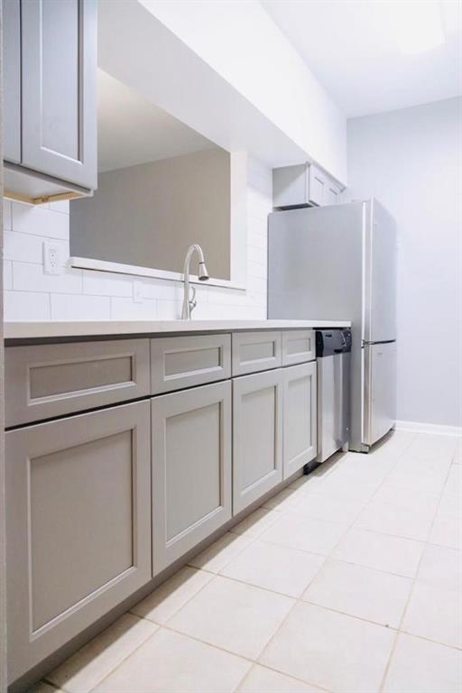 Foto del edificio - 7284 Regency Square Ct