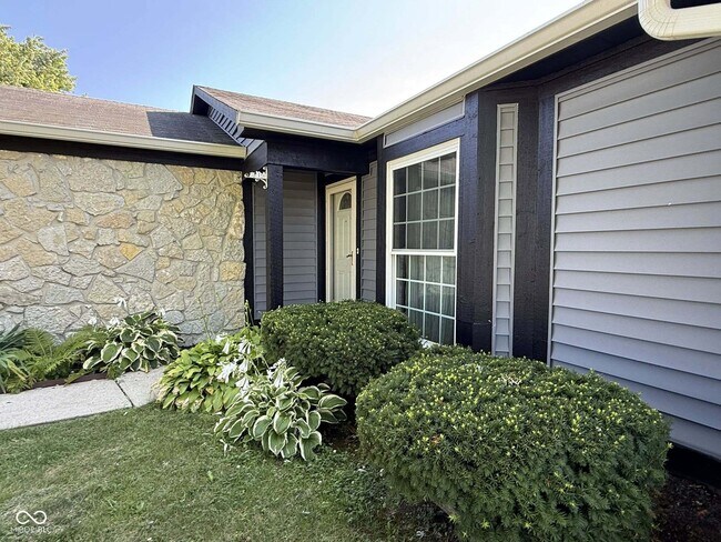 Foto del edificio - 8146 Parsley Ln