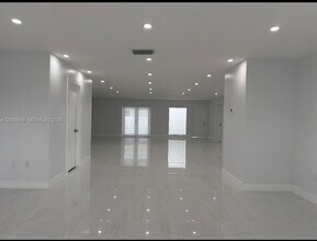 Building Photo - 13895 SW 22nd St