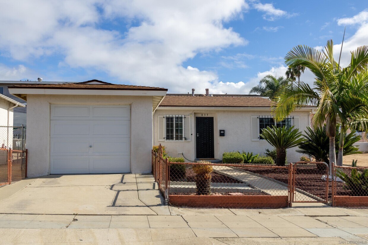 Foto principal - 839 S 37th St