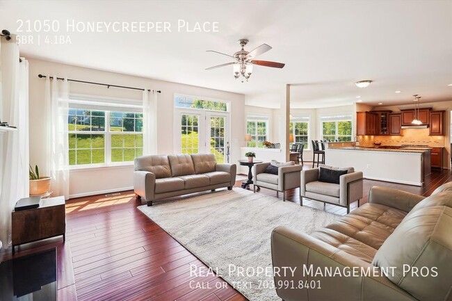 Building Photo - 21050 Honeycreeper Pl