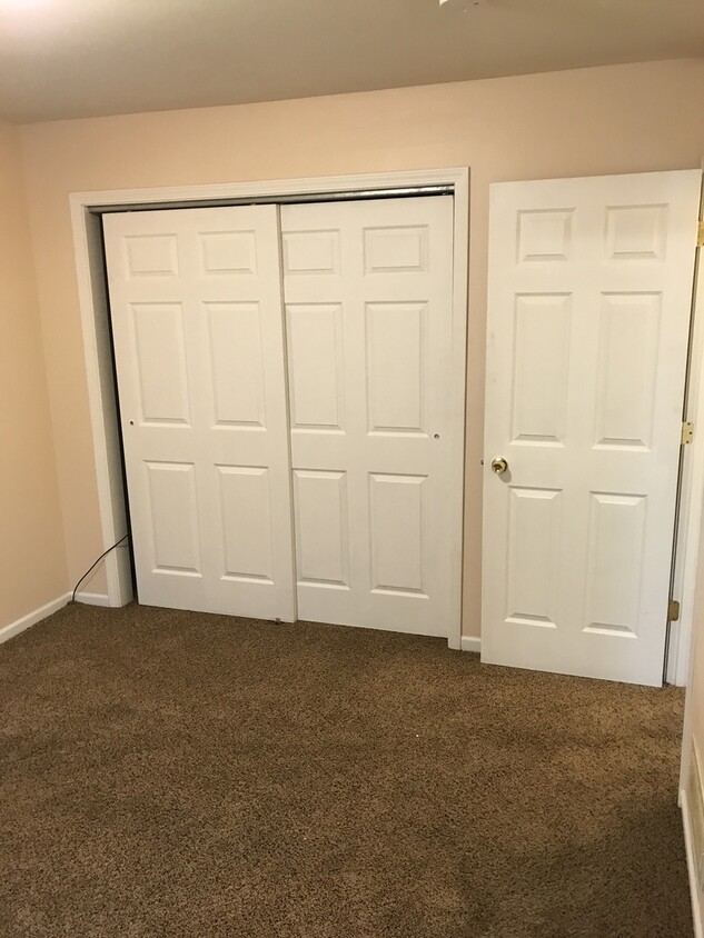 Primary Photo - South Side Duplex