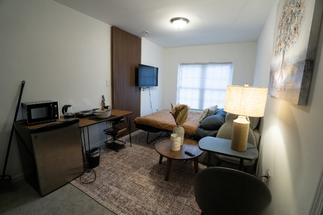 Foto del edificio - 3447 Highland Pine Way