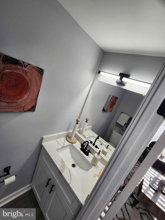 Foto del edificio - 18103 Copps Hill Pl