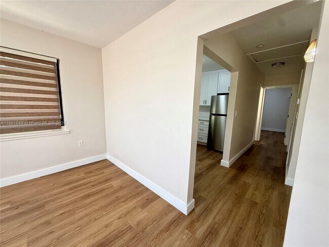 Building Photo - 3625 NW Flagler Terrace