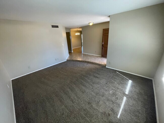 Foto del edificio - 4838 W Mountain View Rd