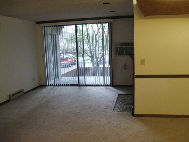 Foto del edificio - **Application Pending**  Pier Point Village - 2 Bedrooms, 2 Bathrooms (13OX#B-101)