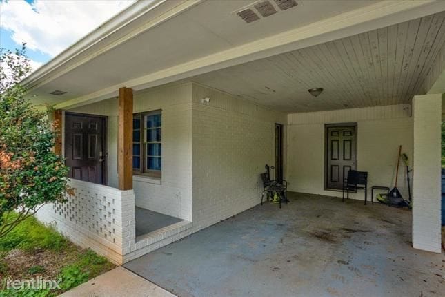 Building Photo - 3 br, 2 bath House - 2198 Lower Roswell Road