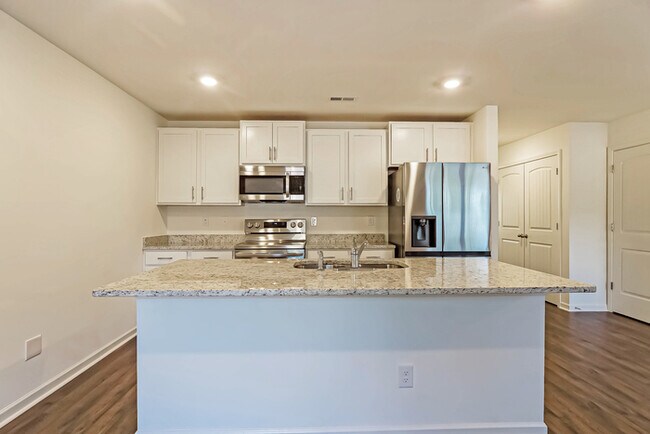 Building Photo - 5680 Timber Leaf Lp