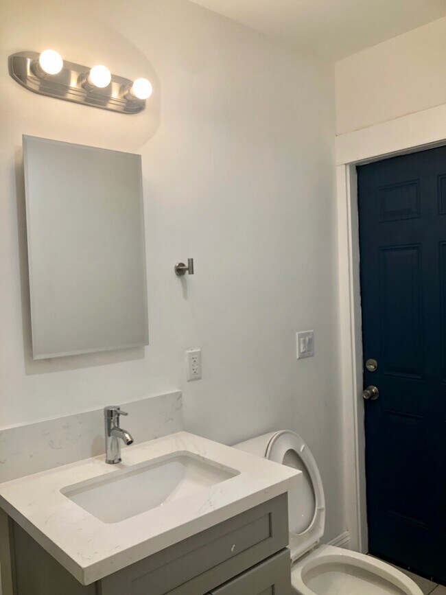 Foto del edificio - 256 S Alexandria Ave