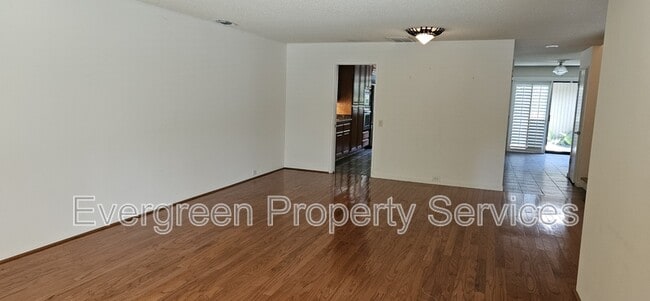 Building Photo - 11458 Coloma Rd