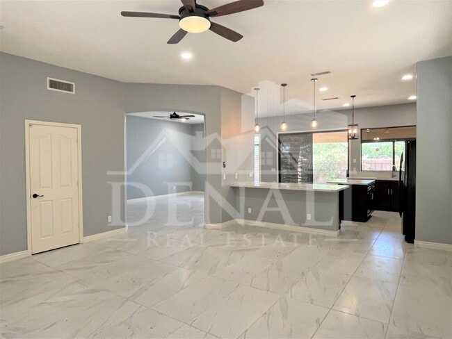 Building Photo - 4523 E Swilling Rd