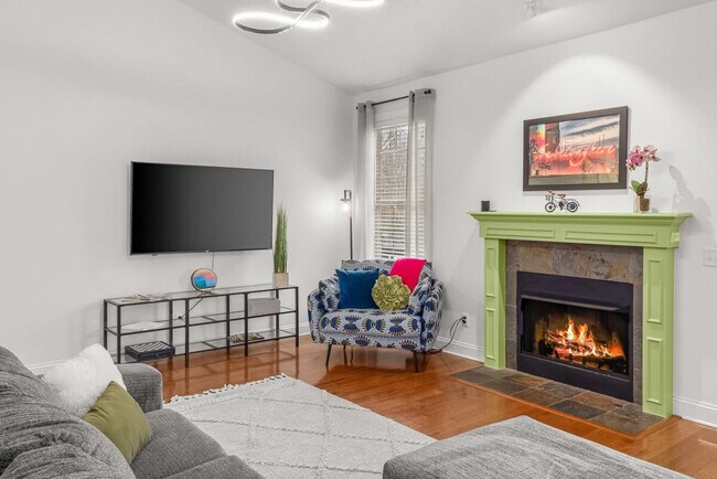 Foto del edificio - 1802 NW Mustang Ave