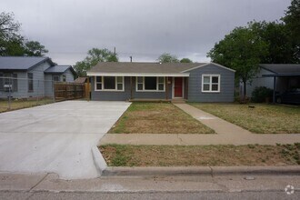 Building Photo - 4314 32nd St