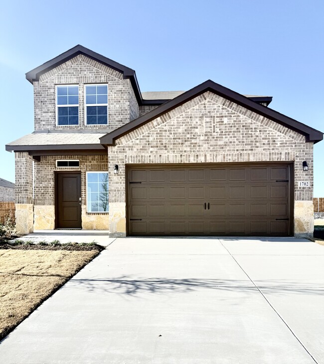 Foto del edificio - 1702 Fawn Crk Dr