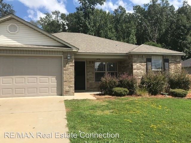 Primary Photo - 3 br, 2 bath House - 441 Nottingham