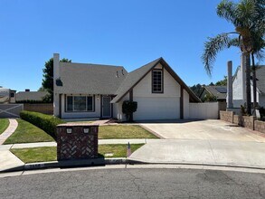 Building Photo - 1205 Piedmont Dr