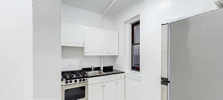 Foto del edificio - 178 E 70th St