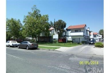 Primary Photo - 1228 S Cypress Ave