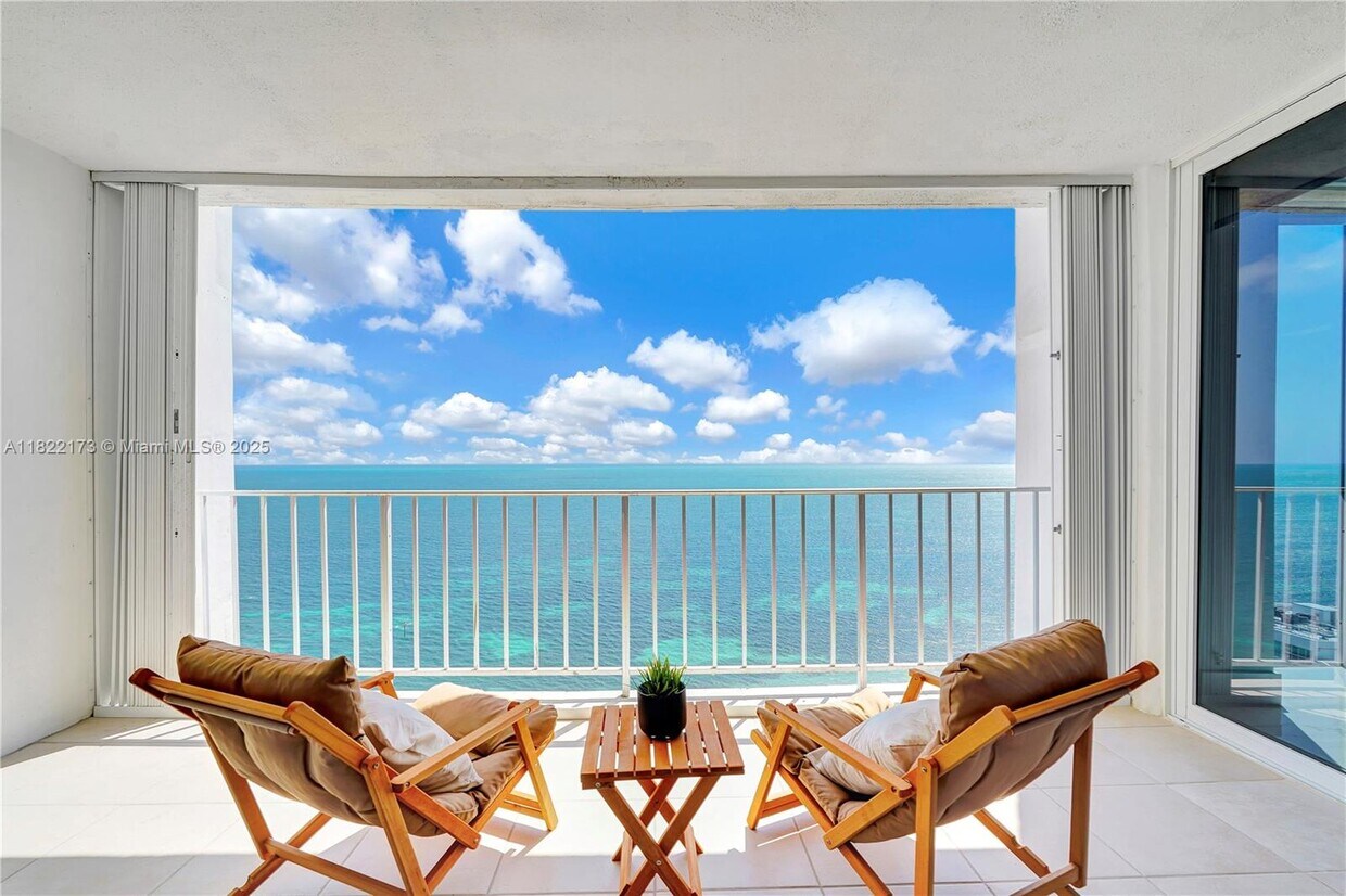 Primary Photo - 881 Ocean Dr