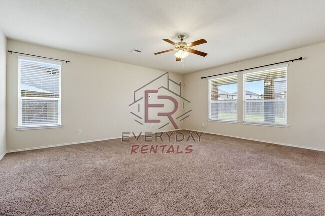 Foto del edificio - 9701 Raeburn Court