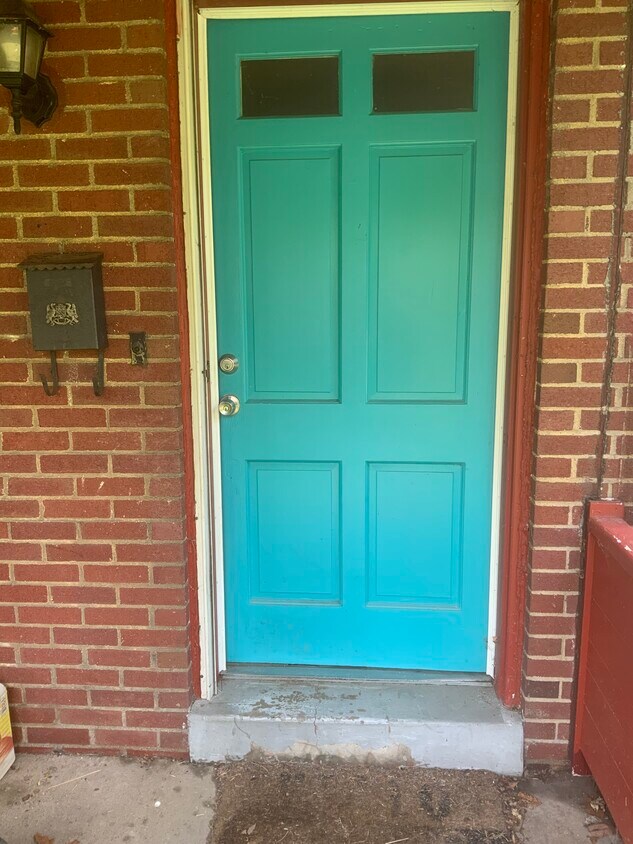 12 Oakridge Rd, Pittsburgh, PA 15229 Townhome Rentals in Pittsburgh