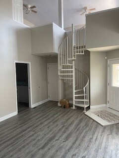 Foto del edificio - 1702 Beech Dr