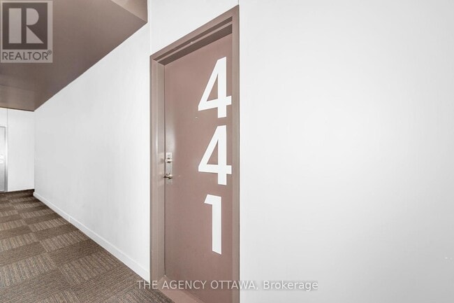 Building Photo - 340-340 McLeod St