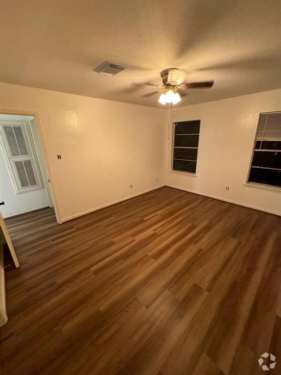 Building Photo - 502 Sammon Dr