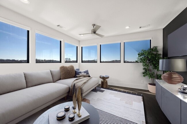Foto del edificio - 1648 19th Ave S