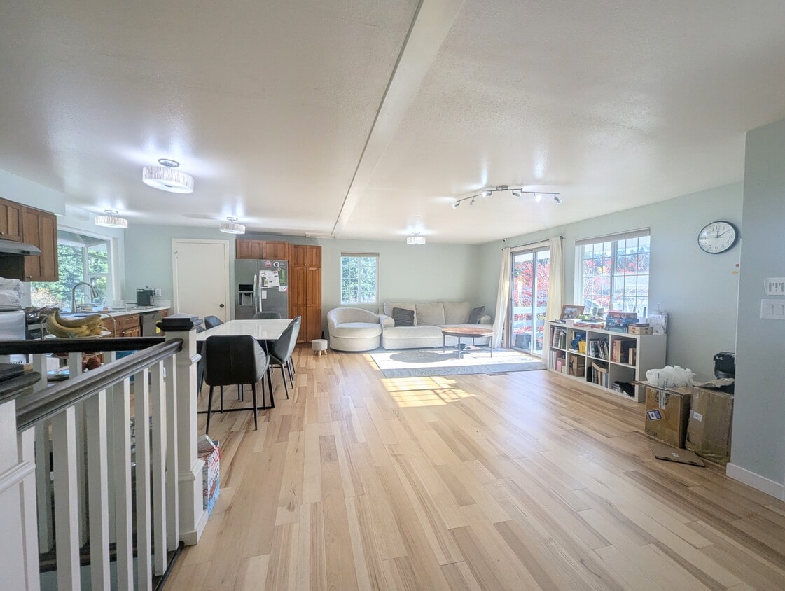 Foto principal - 16302 SE 132nd St