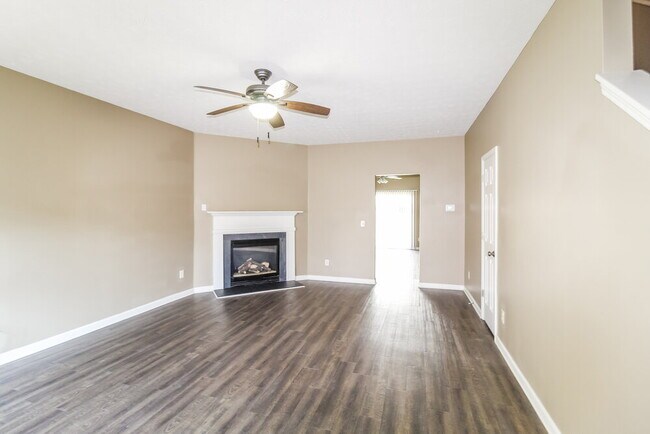 Foto del edificio - 336 Springhaven Rd
