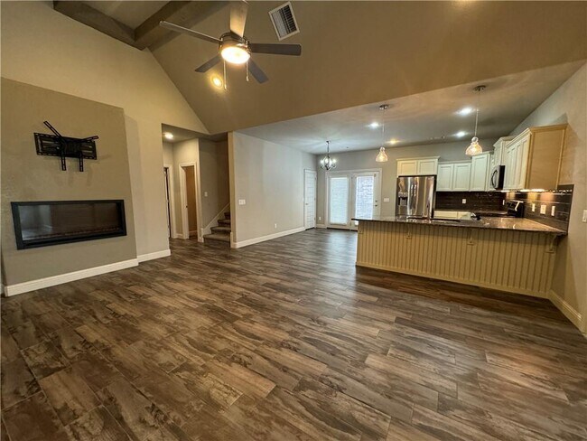 Foto del edificio - 1806 SW Riverstone Rd
